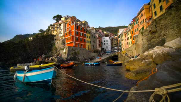Riomaggiore, Cinque Terre, Italien — Stockvideo