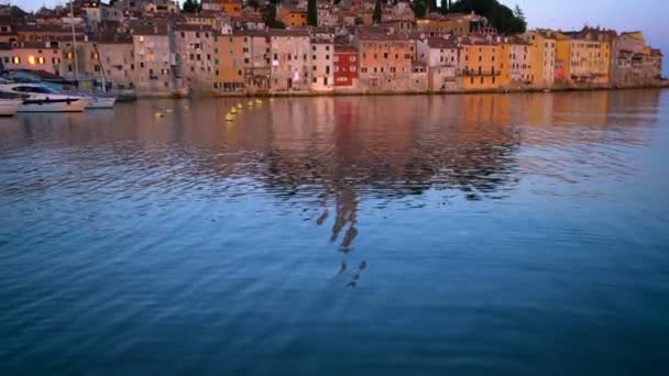 Rovinj, Kroatië - Mooie cityscape Skyline — Stockvideo