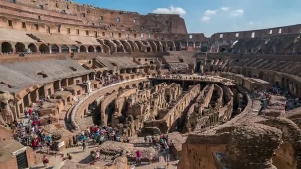 El lapso de tiempo del turista en Roma Coliseo en Italia — Vídeo de stock