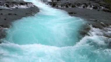 Bruarfoss Şelalesi Brekkuskogur, İzlanda.