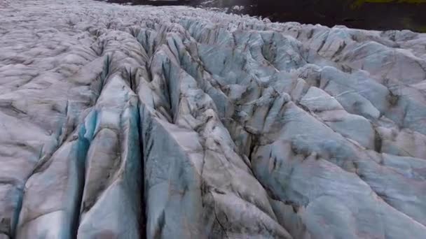 Svinafellsjokull Gletsjer in Vatnajokull, IJsland. — Stockvideo