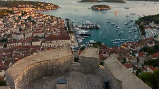Day to Night Time Lapse of Hvar Town, Kroatien. — Stockvideo