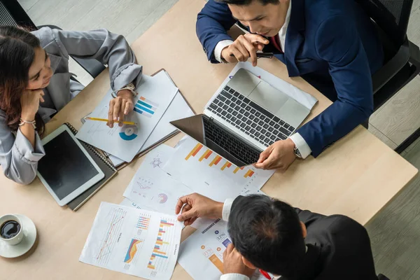 Reunión Del Grupo Gente Negocios Desde Vista Superior Oficina Profesión —  Fotos de Stock