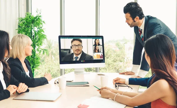 Grupo Videollamadas Gente Negocios Que Reúne Lugar Trabajo Virtual Oficina —  Fotos de Stock
