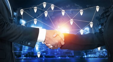 Modern yaratıcı iletişim ve internet ağı akıllı şehirde birleşir. 5G kablosuz dijital bağlantı ve gelecekteki şeylerin interneti kavramı.