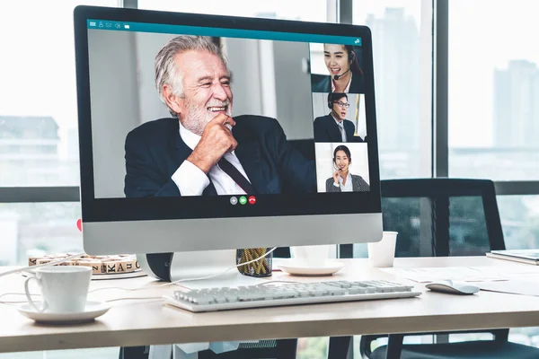 Відеодзвінки Ділових Людей Зустрічаються Віртуальному Робочому Місці Або Віддаленому Офісі — стокове фото