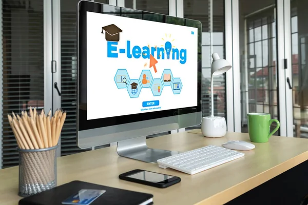 Learning Edukacja Online Dla Studentów Uniwersytetów Concept Wideokonferencja Call Technology — Zdjęcie stockowe