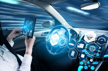 Otomatik kontrol sistemi için fütüristik gösterge paneli olan sürücüsüz bir araba. İnsan sürücüsü olmadan araba sürmek için yapay zeka sensörü kullanan kokpit HUD teknolojisi. .