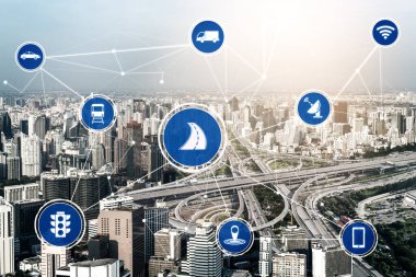 Gelecekteki araba trafiği için akıllı ulaşım teknolojisi kavramı. Sanal akıllı sistem, şehir sokaklarındaki araç verilerini birbirine bağlamak için dijital bilgi analizi yapıyor. Gelecekteki yenilik .