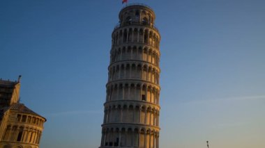 Pisa, İtalya 'da Eğik Pisa Kulesi