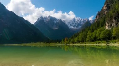 Landro Gölü, Dolomitler, İtalya