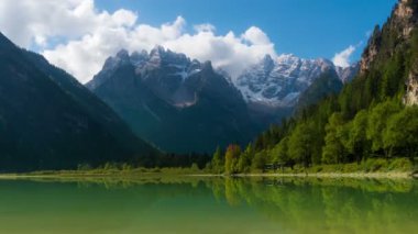 Landro Gölü, Dolomitler, İtalya