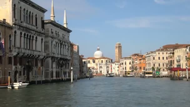 Stabilizált lövés a Velence Grand Canal Olaszországban — Stock videók