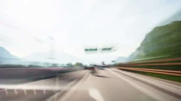 タイムラプスドライバーPOVイタリア｜ドロマイトの高速道路 — ストック動画