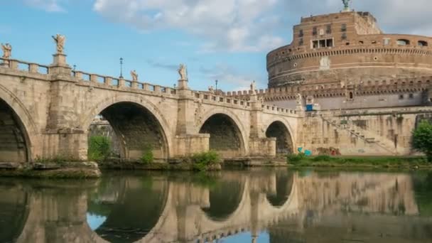 Roma, İtalya 'da Sant Angelo Kalesi' nin Zaman Hızı — Stok video