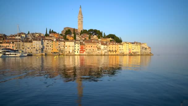 Rovinj, Chorvatsko - Krásná panorama města — Stock video