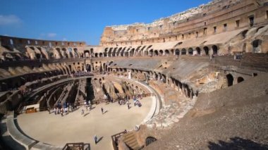 Roma 'daki Turist Kolezyum İtalya