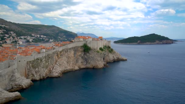 Historic wall of Dubrovnik Old Town, Croatia. — Stock Video