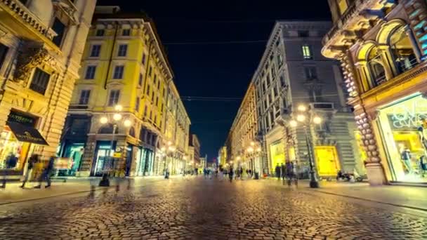 Időeltolódás People in Milan Street of via Dante — Stock videók