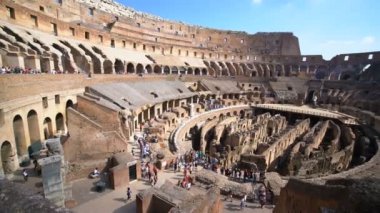 Roma 'daki Turist Kolezyum İtalya