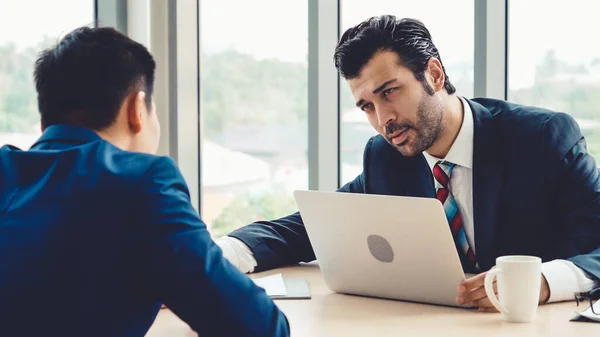 Buscador Empleo Entrevista Trabajo Reunión Con Gerente Entrevistador Oficina Corporativa — Foto de Stock