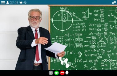 Öğretmen uzak öğrenciler için e-öğrenme ve çevrimiçi eğitim uygulaması hakkında ders veriyor. Video konferans çağrı teknolojisi, dijital eğitim kursunu her yerden öğrenilecek şekilde yürütecek..