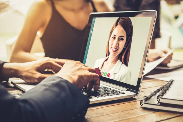 Video call group business people meeting on virtual workplace or remote office — Stock Photo, Image