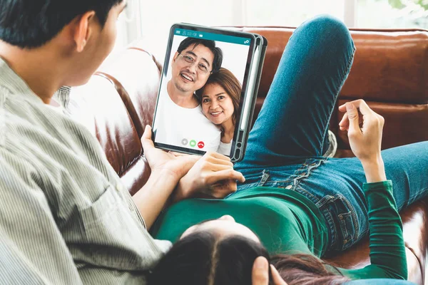 Family happy video call while stay safe at home during covid-19 coronavirus — Stock Photo, Image