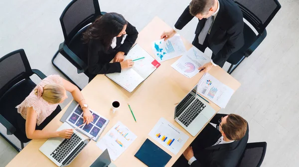 Grupo de empresários reunião tiro de vista superior — Fotografia de Stock