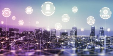 Modern yaratıcı iletişim ve internet ağı akıllı şehirde birleşir