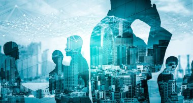 Birçok iş adamının grup toplantısının yaratıcı görüntüsü