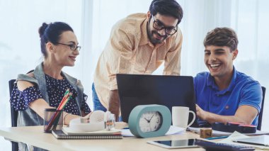 Yaratıcı iş adamlarının grup toplantısı.