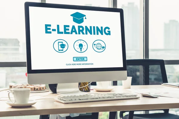 E-learning i edukacja internetowa dla studentów i studentów. — Zdjęcie stockowe