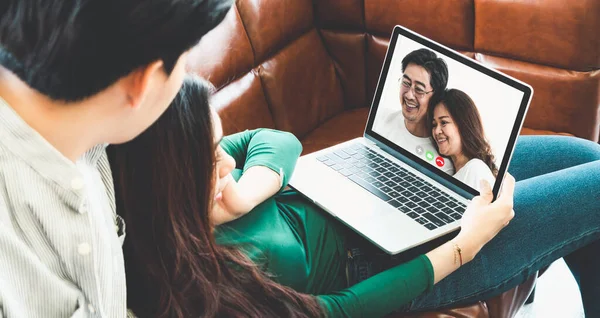 Family happy video call while stay safe at home during covid-19 coronavirus — Stock Photo, Image