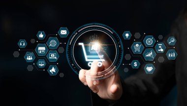 AI, müşteri deneyimini ve yapay zeka ekomünikasyon başarısını optimize etmek için akıllı ürün tavsiyeleri, yapay zeka otomatik alışveriş kararları ve yapay zeka ekomüniklerini sağlayarak ekomünikasyonu dönüştürür. Eğri