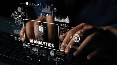 Eller Klavyede Yapay Zeka Analitik Görselleştirme ve Karanlık Çevredeki Grafiksel Elementler ile Yazıyor. Asemptotik akıllı veri analitiği.