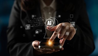 LLM 'de yapay zeka asistanı, büyük veriler, makine öğrenimi ve üretken yapay zeka gücü gelişmiş iş uygulamaları için ajanssal yapay zekayı destekliyor. Latch