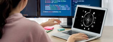 Yapay zeka teknolojisini çalıştırmak için komut mühendisi ve kullanıcı kolaylığı için üretici yapay zeka yardımcı araçları insanların yapay zeka hareketini teşvik ederek üretken yapay zeka fonksiyonları ile çalışmasına yardımcı olur