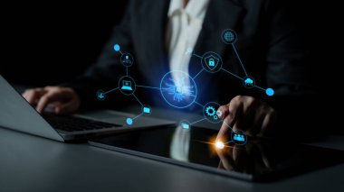 AI ağ sistemi verileri, güvenliği, iletişimi ve zekayı birbirine bağlar. AI ağ sistemi akıllı etkileşimi sağlar, AI ağı verimliliği artırır ve AI ağ sistemi dönüşümünü sağlar. Latch