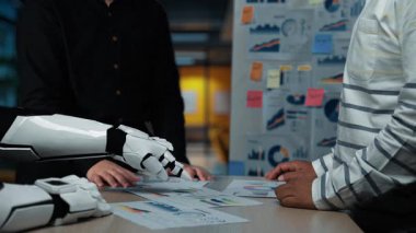 Yapay zekanın verimliliğini gösteren yapay zeka kavrayışlarını geliştiren ve profesyonellerin şirket performansını analiz etmelerine yardımcı olan yapay zeka. Noogenesis Yapay Zeka