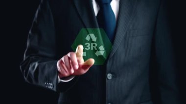 Yeniden kullanımı, azaltılması ve geri dönüşümü sürdürülebilirliği destekleyen 3R kavramını oluşturur. Özellikle yeniden kullanım ve geri dönüşüm olmak üzere 3R ilkesi atıkların etkili bir şekilde azaltılmasına yardımcı olmaktadır. Spire.