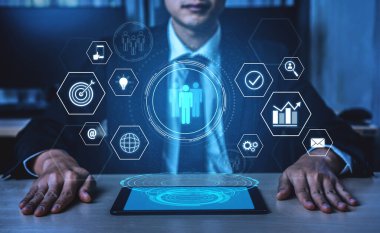 Dijital iletişimi ve performans takibini gösteren iş ekibi sistemi. Takım çalışması işbirliğini geliştirir, başarıyı yönlendirir, takım çalışması planlamayı geliştirir ve takım çalışması verimliliği destekler. Kefil