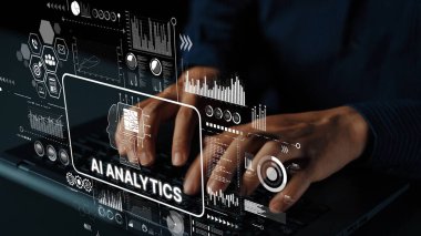 Modern Ofis Ortamı 'nda Yapay Zeka Analitik Veri Görselleştirmesi Üzerine Dizüstü Bilgisayarda Yazan Eller. Asemptotik akıllı veri analitiği.