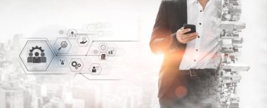 İş yönetimi sistemi takım çalışmasını, verimliliği ve planlamayı gösteriyor. Yönetim hedefi destekler, yönetim ilerlemeyi izler, yönetim takım çalışmasını geliştirir ve verimliliği artırır. Kefil