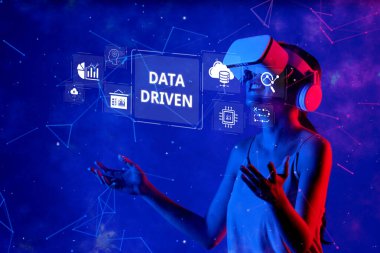 Engaging Virtual Reality Experience with Data Driven Visualizations and Insights for Analytics and Strategic Decision Making in Cloud Environments XDMCP.