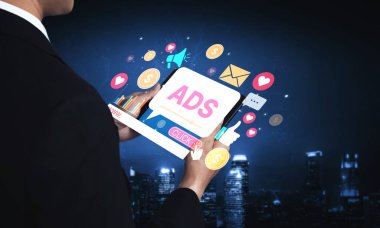 Çevrimiçi reklamlar ve dijital pazarlama markaların büyümesine yardımcı oluyor. İçerik pazarlaması bağlılığı arttırır. Pazarlama araçları ROI 'yi destekliyor. Etkili reklamlar ve pazarlama çevrimiçi iş başarısı. Eğri