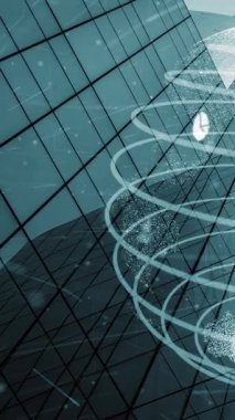 Akıllı şehirde küresel bağlantı ve internet ağı değişikliği. Gelecekteki kablosuz dijital bağlantı ve sosyal medya ağı kavramı .