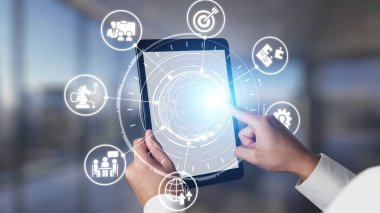 İş stratejisi hedefleri ve uzun vadeli istikameti belirler. Açık bir iş stratejisi, iş stratejisi büyümeyi ve iş stratejisi uygulamasını teşvik ederken, karar vermeyi destekler. Spire.