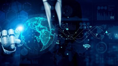 Bir iş adamı gelecekteki dijital dünya haritası ve veri görselleştirmeleri ile etkileşime girer, küresel bağlantı ve iş analizinde gelişmiş teknoloji gösterilir. Xenic