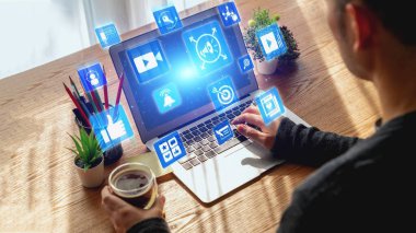 Veri gösterge panelleri, analitik çizelgeler ve içerik araçlarıyla içerik pazarlama arayüzü. Pazarlama başarısı içerik performansı, içerik planlaması ve pazarlama optimizasyonundan gelir. Spire.